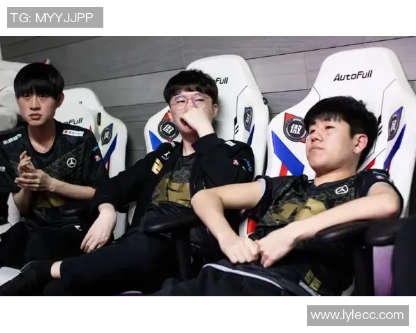 RNG在挑战者杯积分榜中以61分稳居第一，领先对手显实力