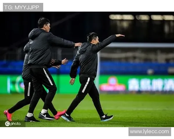 云南丽江与武汉卓尔的精彩对决谁能在赛场上笑到最后