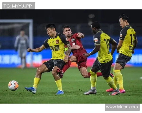 建业与恒大精彩对决比赛视频回顾及精彩瞬间分析